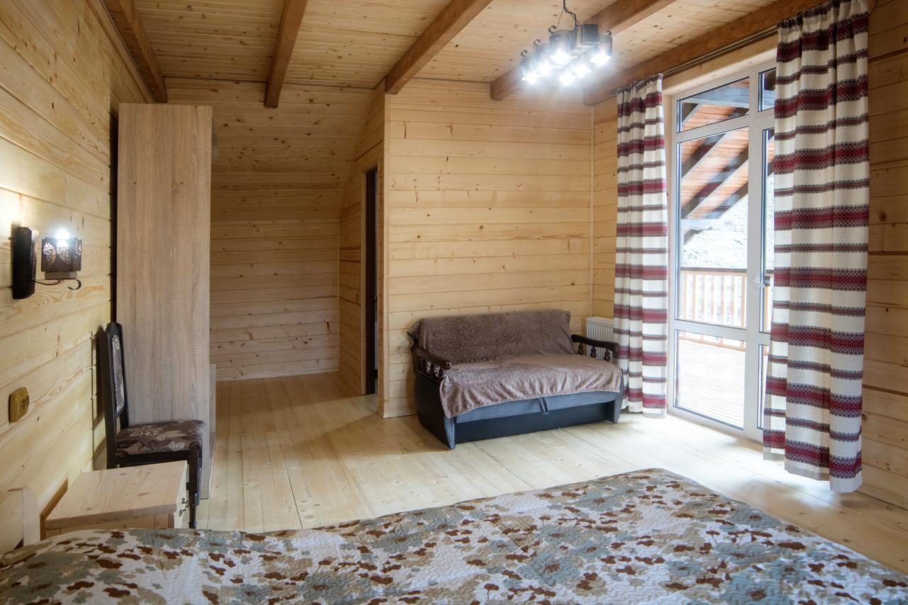Karpatska Oselia Villa Verhovîna Exterior foto