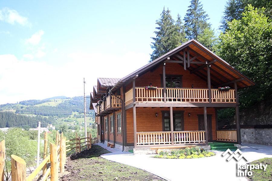 Karpatska Oselia Villa Verhovîna Exterior foto
