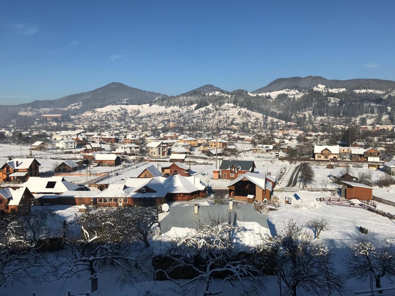 Karpatska Oselia Villa Verhovîna Exterior foto
